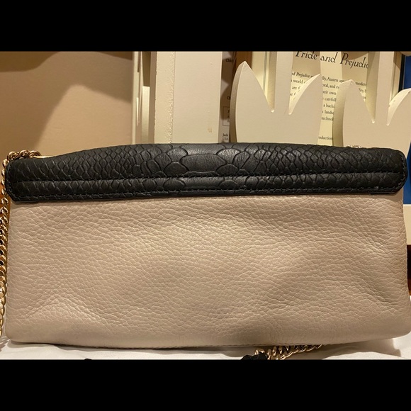 Kate spade crossbody - Picture 4 of 14